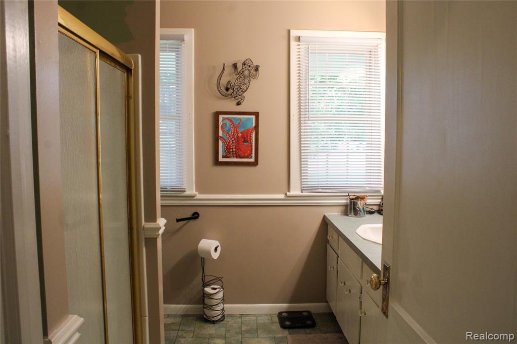 118 Commercial Street, Chesaning, MI 48616 — Photo 19
