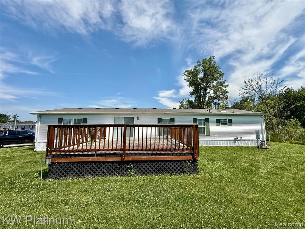 1201 Orchard Lane, Columbus, MI — Photo 23
