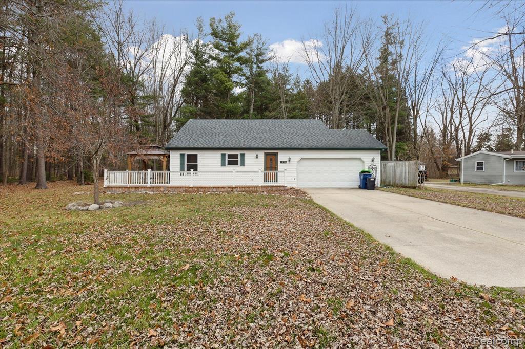 1050 PARK, St. Charles, MI 48655 — Photo 3
