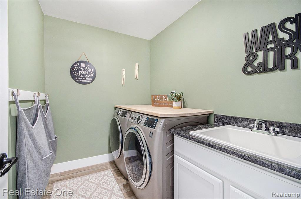 47618 VIOLA Lane, New Baltimore, MI 48047 — Photo 21