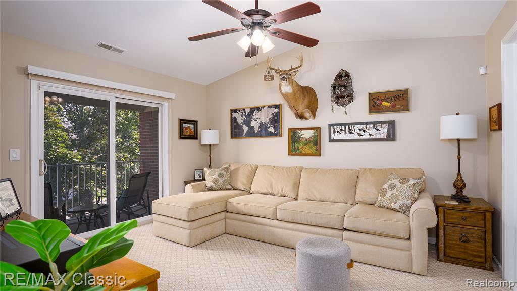 27202 Chesapeake Circle, Commerce Twp, MI 48390 — Photo 8