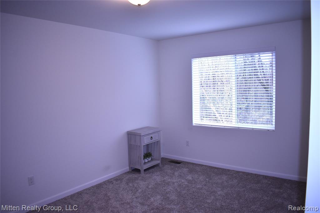16255 Catalpa Ridge Drive, Holly, MI 48442 — Photo 23