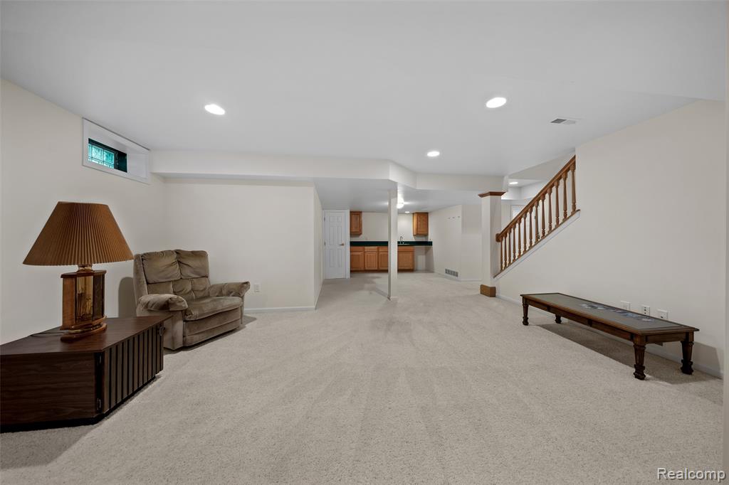 21425 Archwood Circle, Farmington Hills, MI 48336 — Photo 28