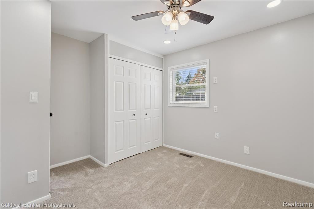 6314 Woodsdale Drive, Grand Blanc, MI 48439 — Photo 26