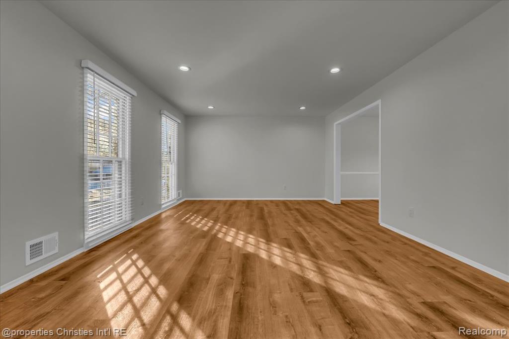 4970 Hardwoods Drive, West Bloomfield, MI 48323 — Photo 5