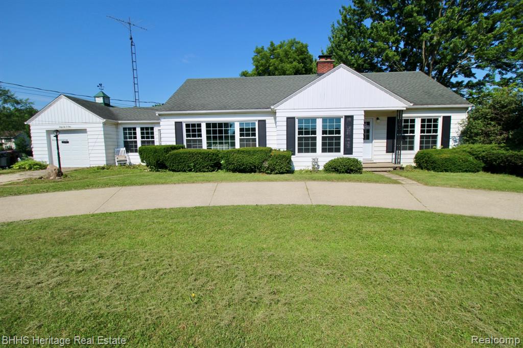 4201 N Burkhart Road, Howell, MI 48855 — Photo 28