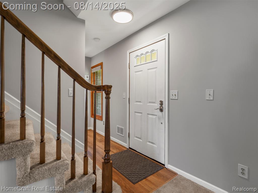 59608 BARKLEY Drive, New Hudson, MI 48165 — Photo 10