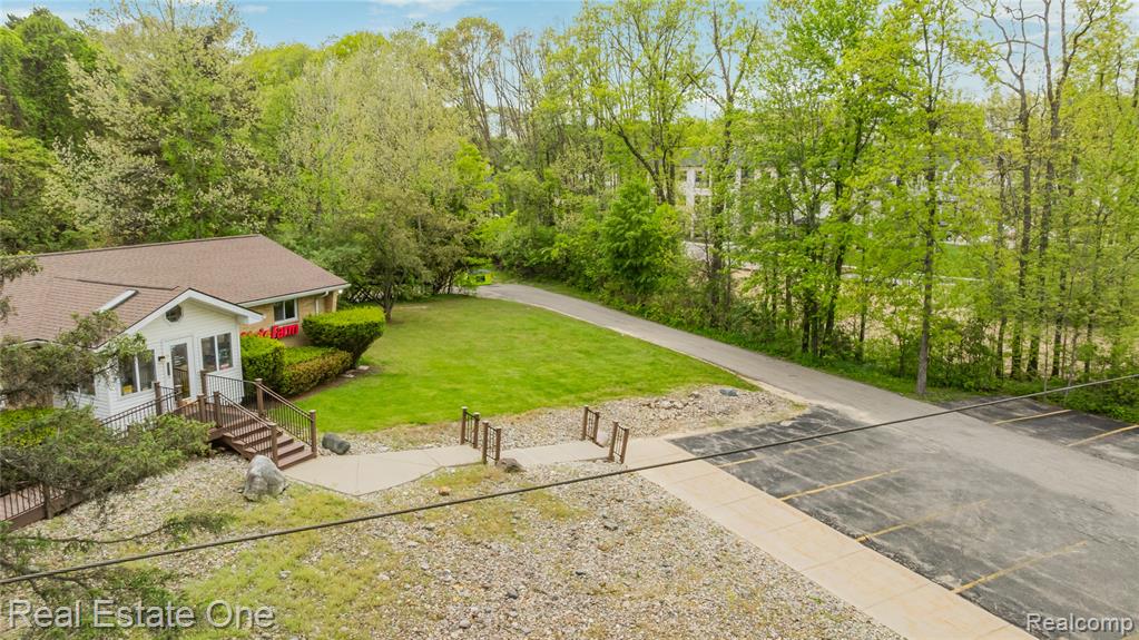 7217 SASHABAW Road, Clarkston, MI 48348 — Photo 19