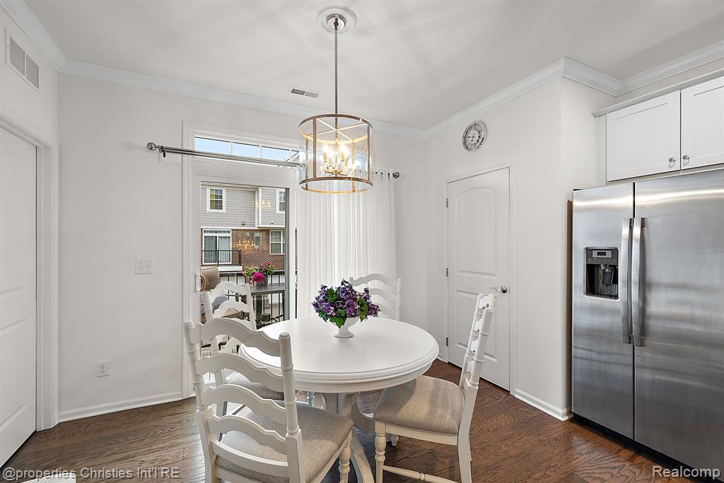 49521 LANTERN Way, 45, Canton, MI 48188 — Photo 12