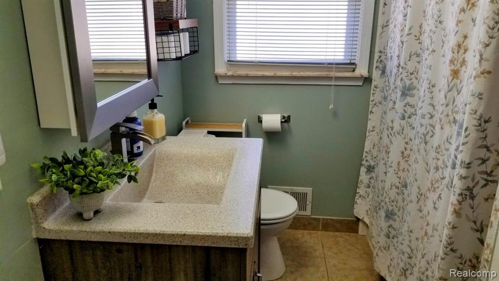 6456 BURNLY Street, Garden City, MI — Photo 13