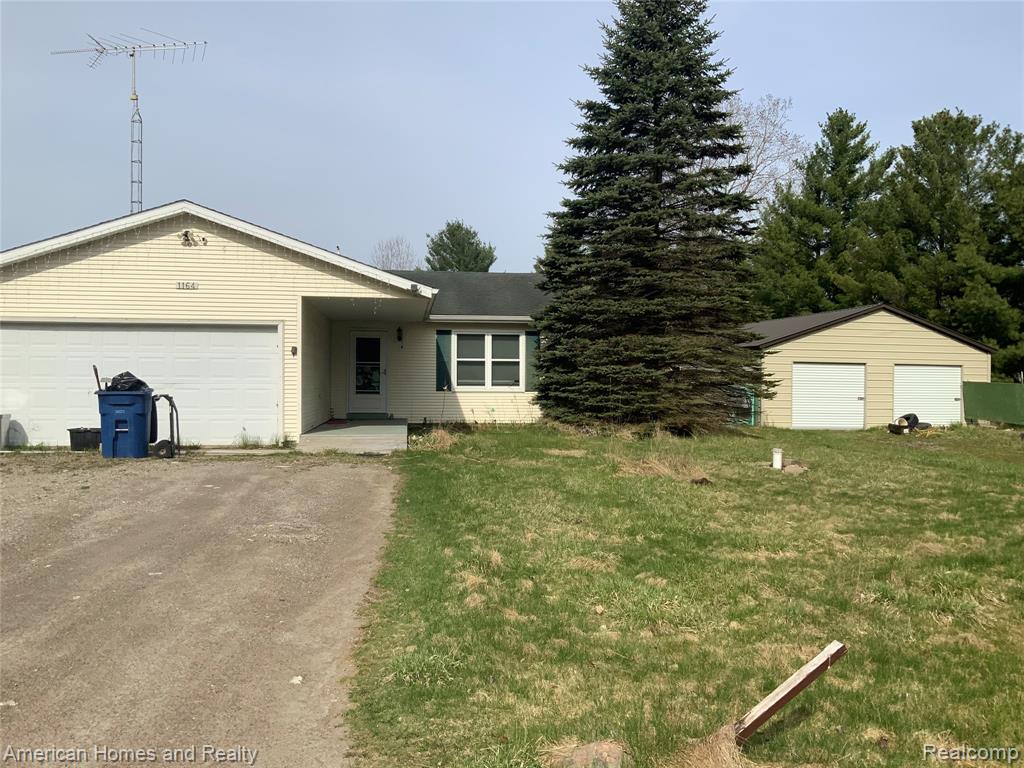 1164 S McArdle Road, Tawas City, MI 48763 — Photo 2