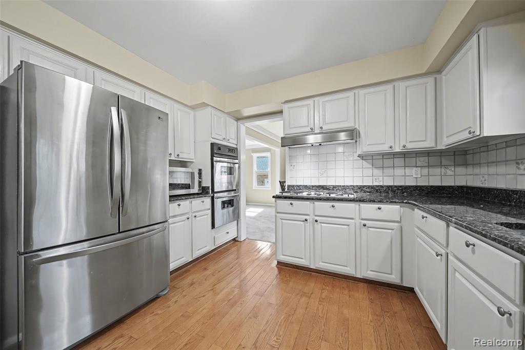 5363 Clearview Drive, Troy, MI 48098 — Photo 29