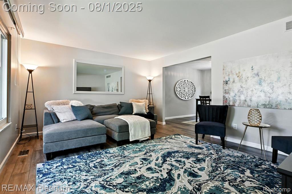6339 Chaparral Drive, Brighton, MI 48116 — Photo 4
