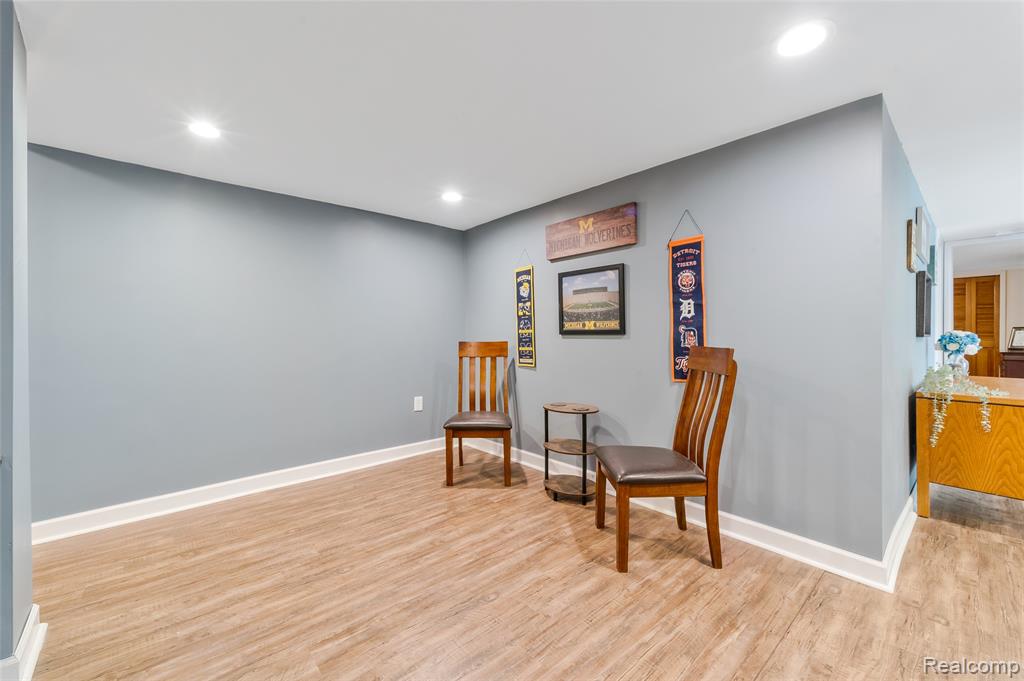 355 Sanders Road, Oxford, MI 48371 — Photo 25