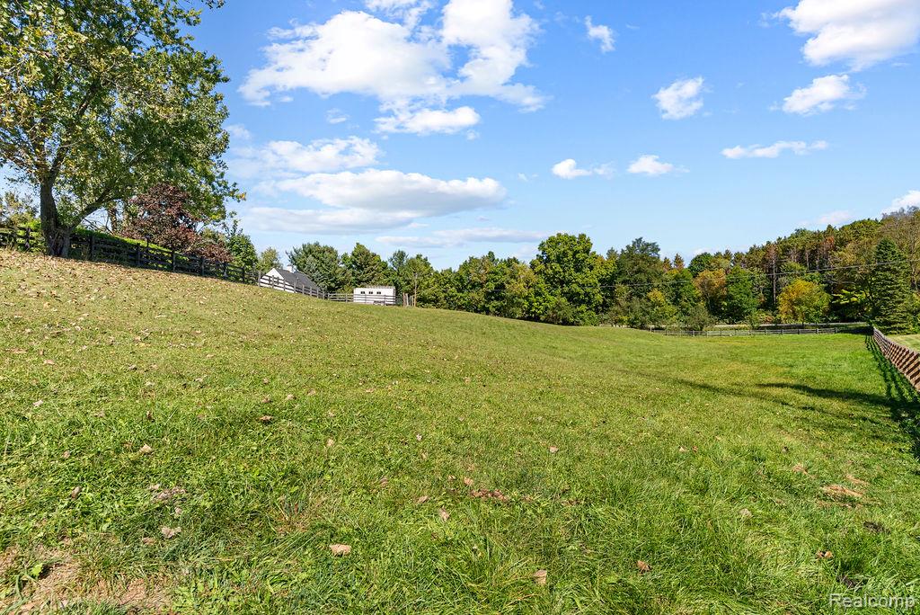 2715 Cullen Road, Howell, MI 48855 — Photo 62