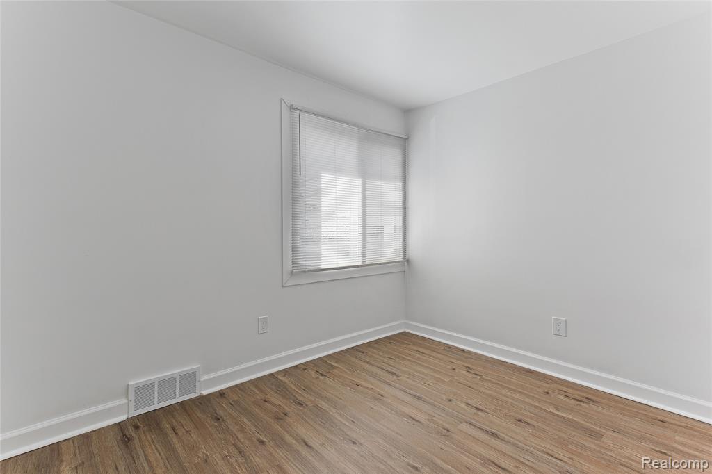 5737 Barham Street, Detroit, MI 48224 — Photo 17