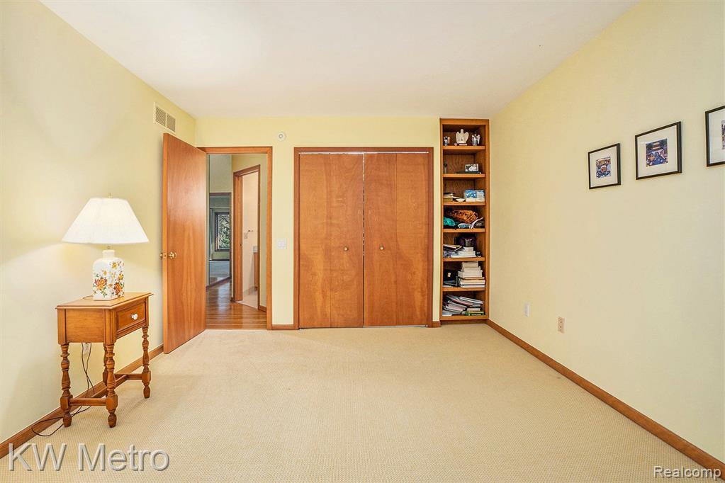 6545 PARK VALLEY Drive, Clarkston, MI 48348 — Photo 24