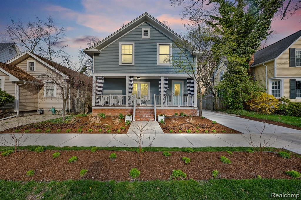 397 KERCHEVAL Avenue, Grosse Pointe Farms, MI 48236 — front exterior
