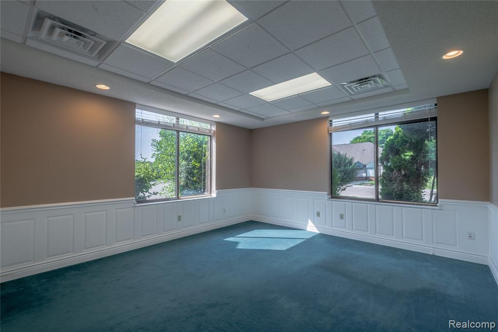 8200 S Saginaw Street, 500, Grand Blanc, MI 48439 — Photo 17