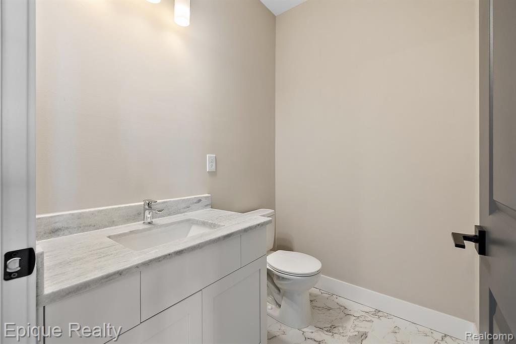 50605 Mistwood Drive, Macomb, MI 48042 — Photo 19