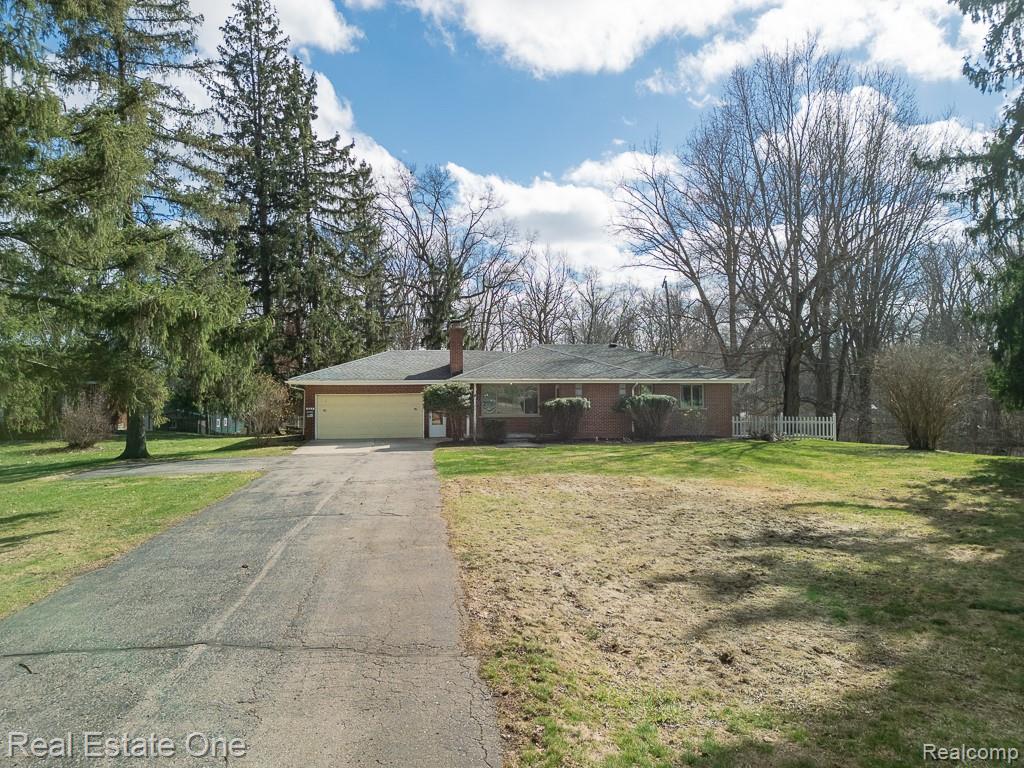 515 Whims Lane, Rochester, MI 48306 — Photo 33