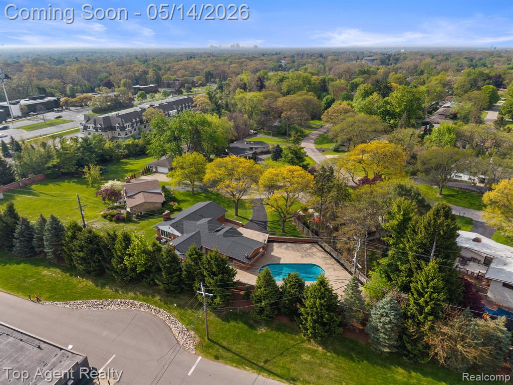 6739 White Pine Court, Bloomfield Hills, MI 48301 — Photo 56