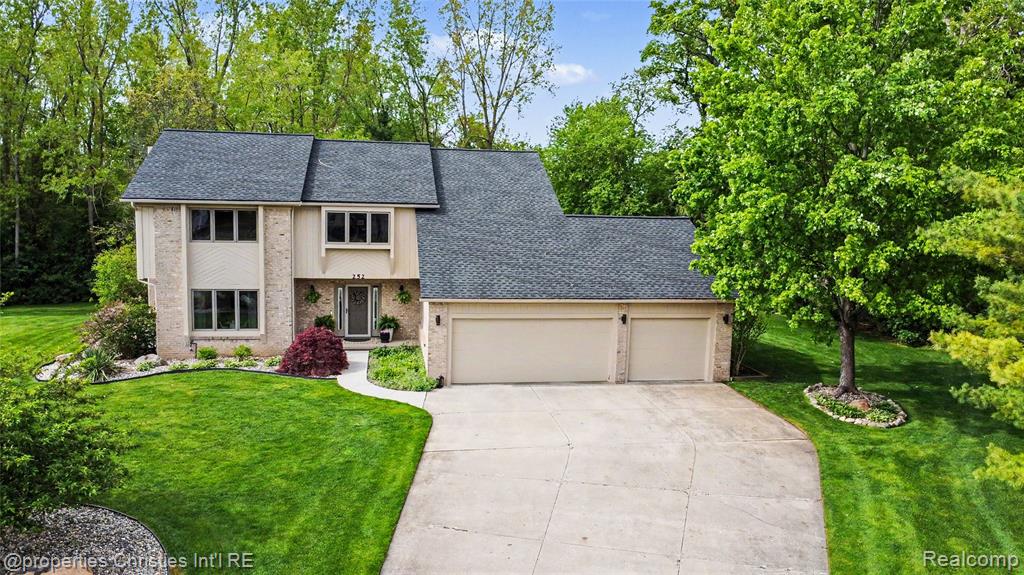 252 Granada Drive, White Lake, MI — front exterior