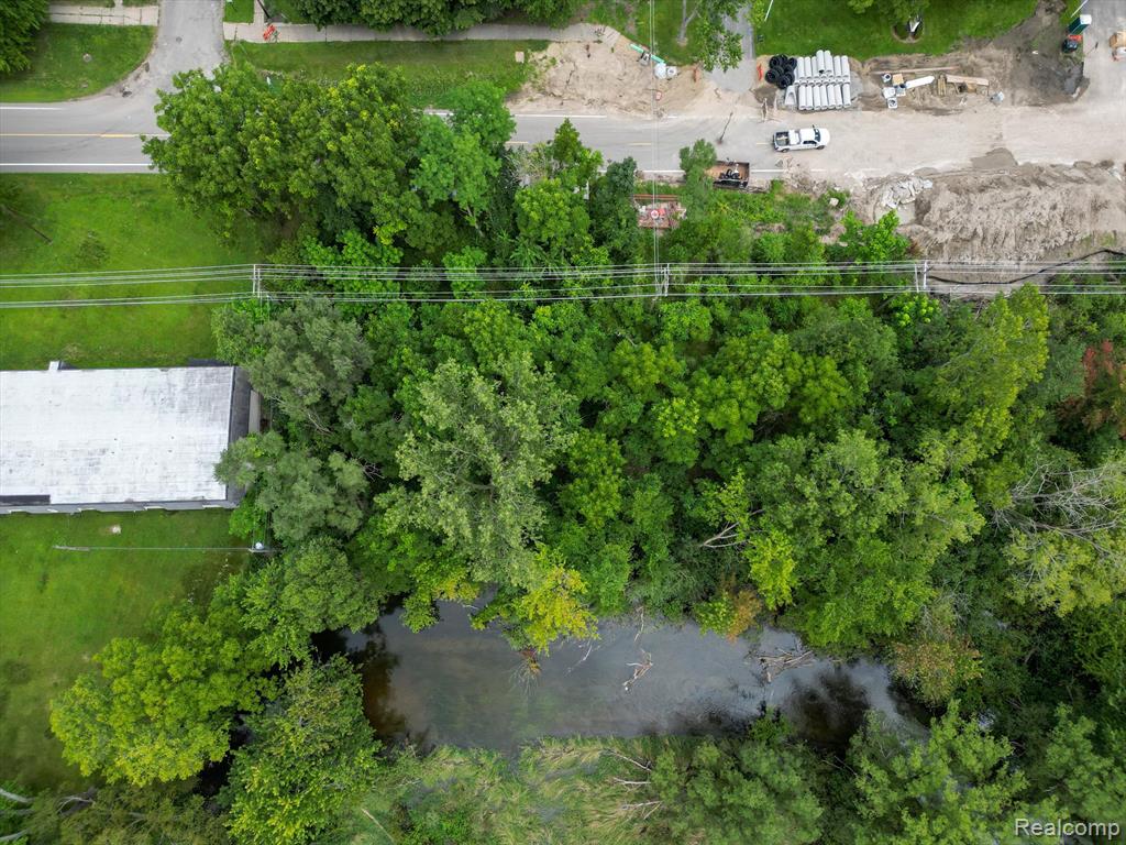 5675 PONTIAC LAKE Road, Waterford, MI 48327 — Photo 10