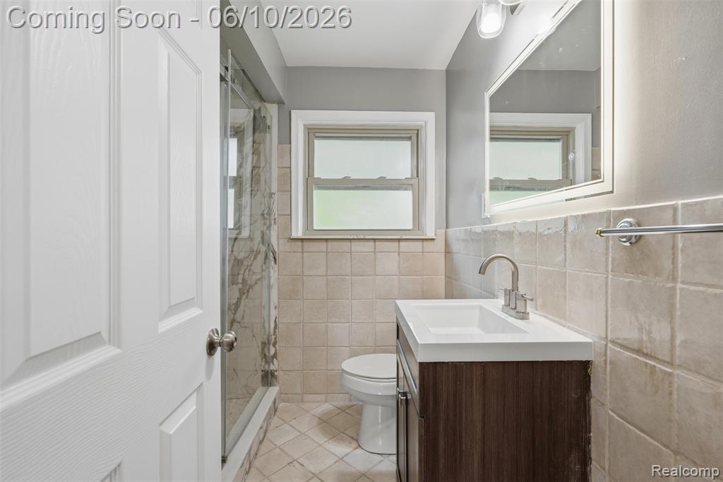 8245 Roosevelt Street, Taylor, MI 48180 — Photo 16