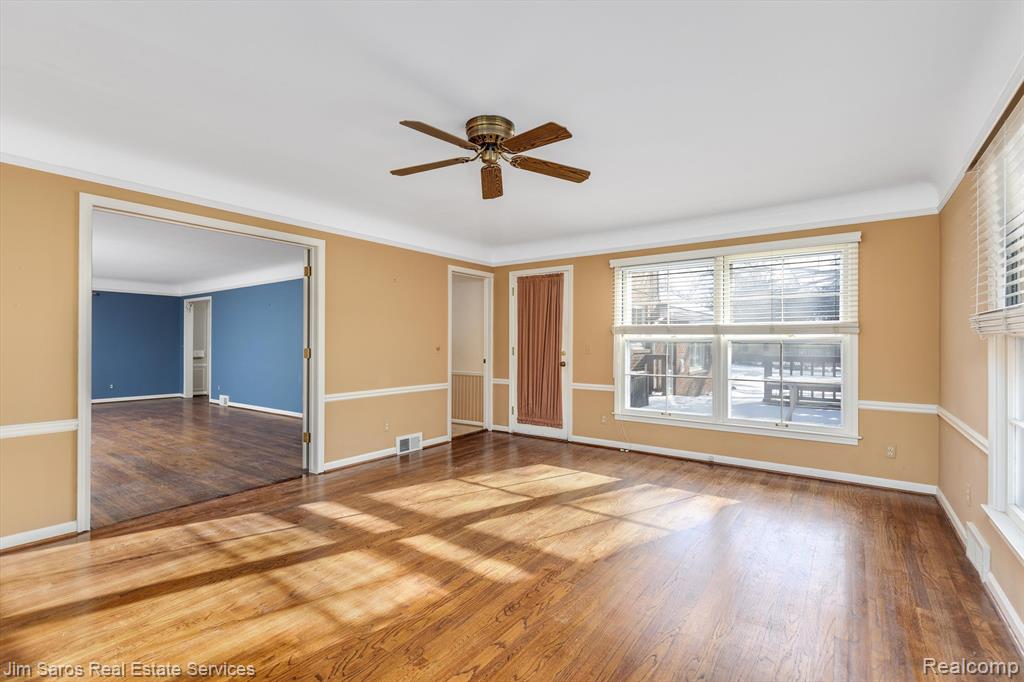 805 BALFOUR Street, Grosse Pointe Park, MI 48230 — Photo 12