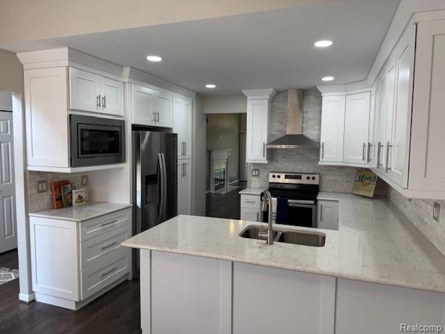 42833 Christina Drive, 115, Sterling Heights, MI 48313 — Photo 9