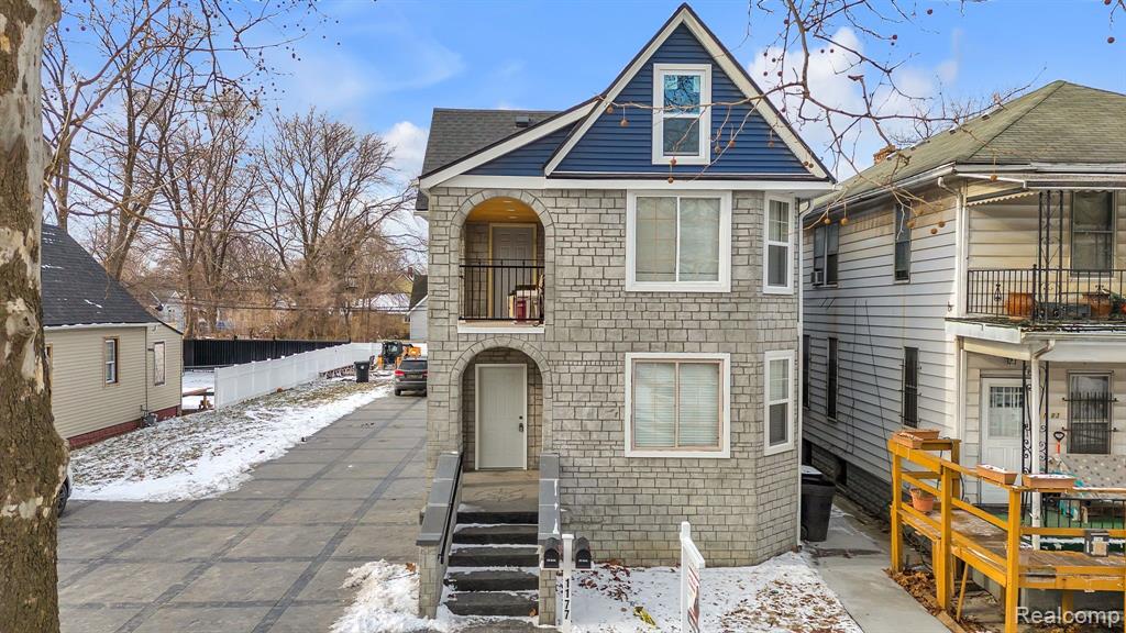 1177 MCKINSTRY Street, Detroit, MI 48209 — Photo 2
