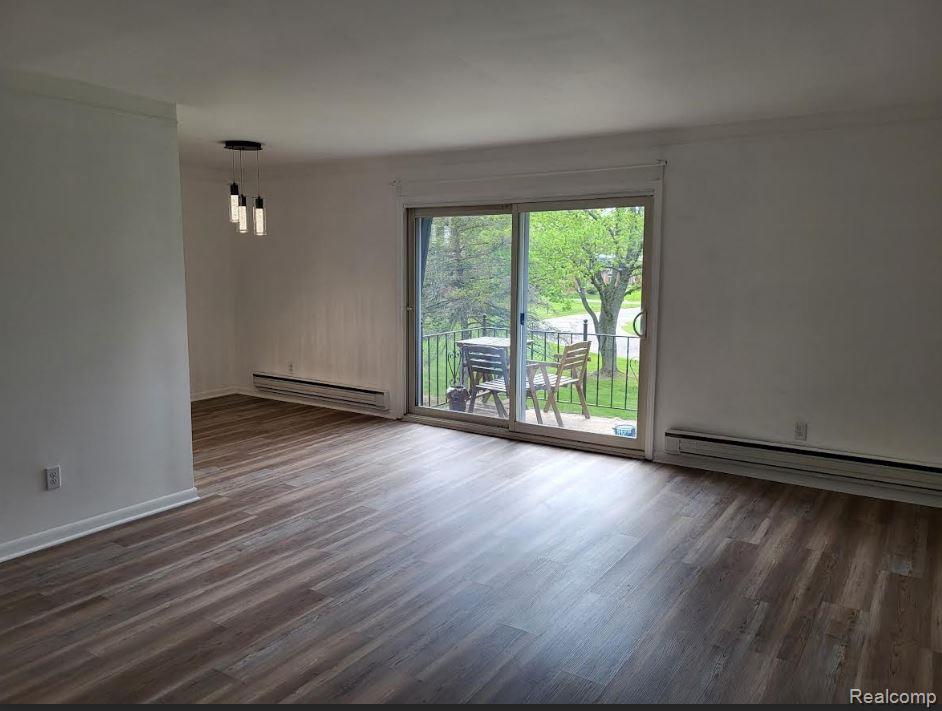 1844 Colonial Village Way, 3, Waterford, MI 48328 — Photo 10