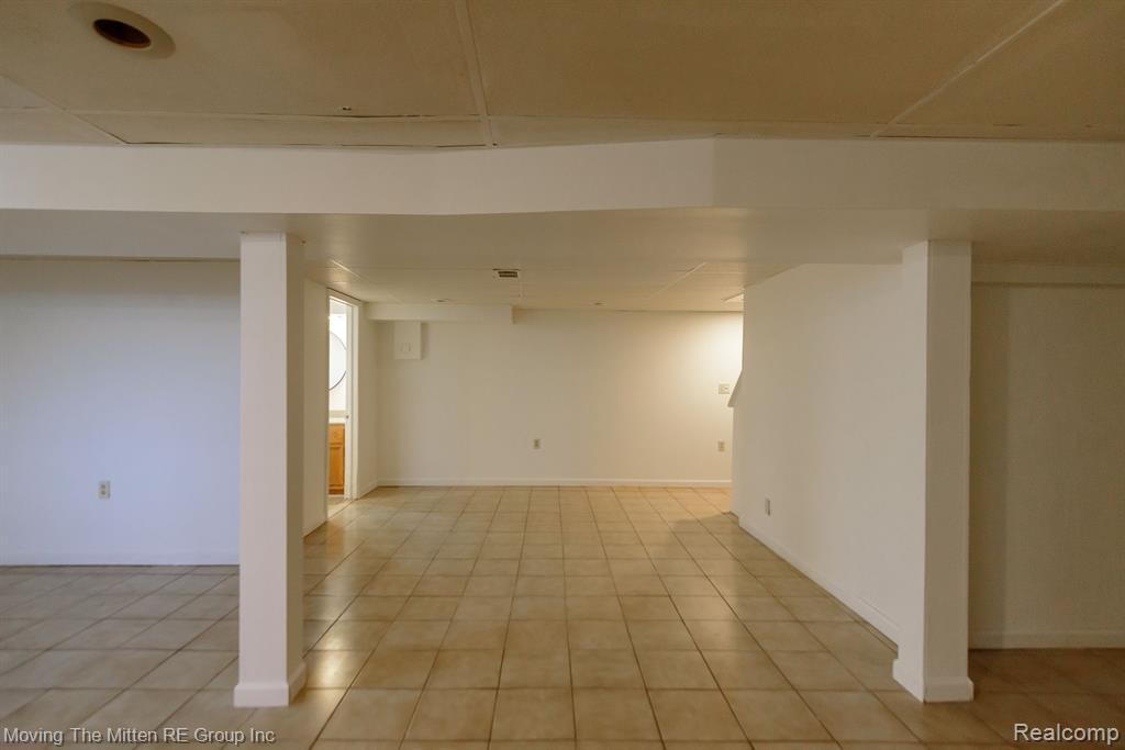 42857 SAVAGE Road, Belleville, MI 48111 — Photo 34