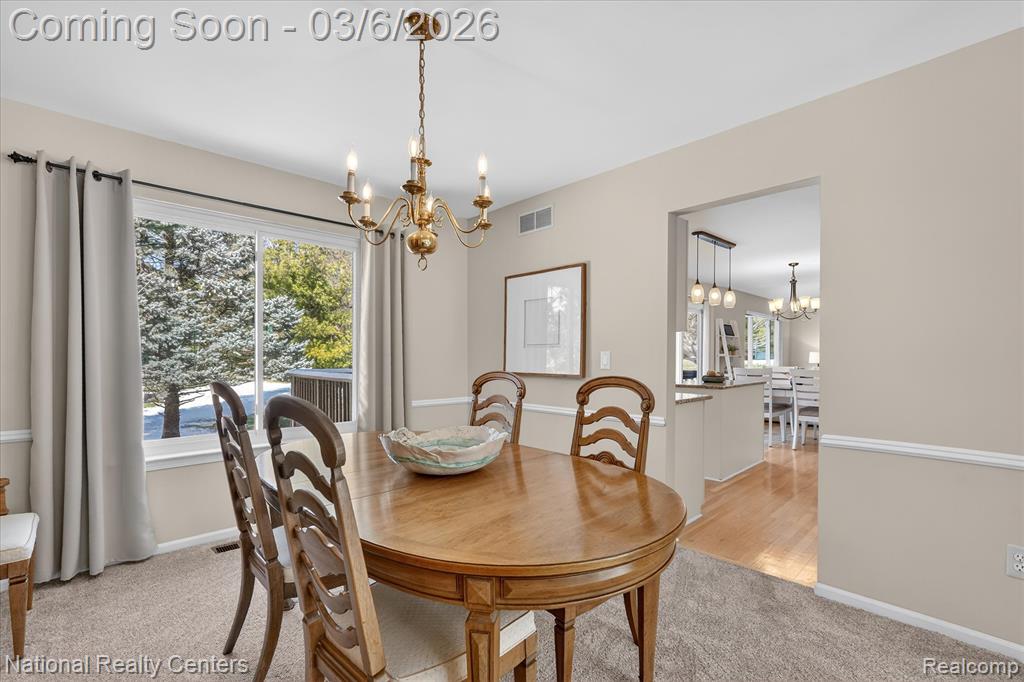 906 Meadowbrook Way, Milford, MI 48381 — Photo 9