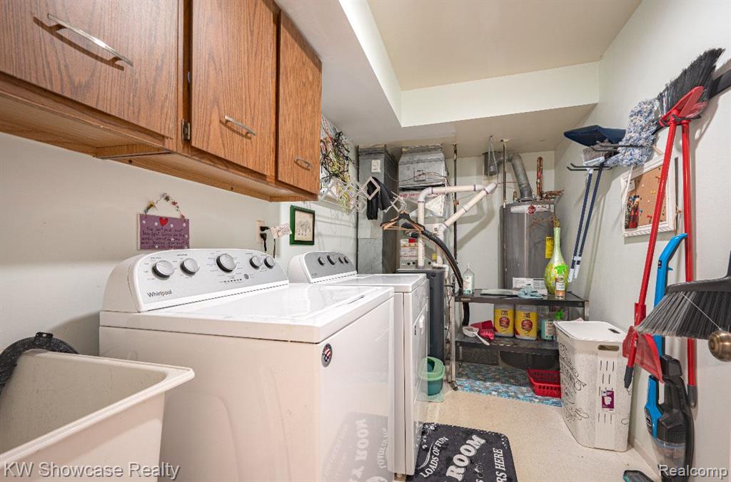 7455 BRYNMAWR Court, 31, West Bloomfield, MI — Photo 32