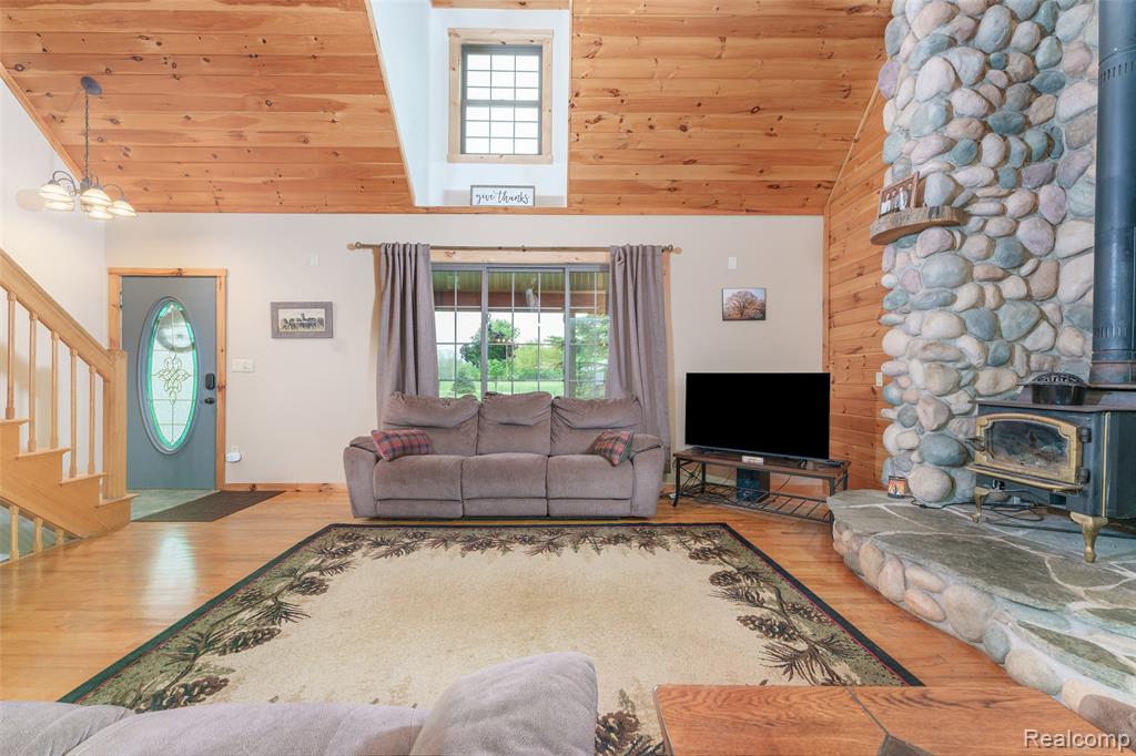 2500 E Jones Road, Howell, MI 48855 — Photo 2