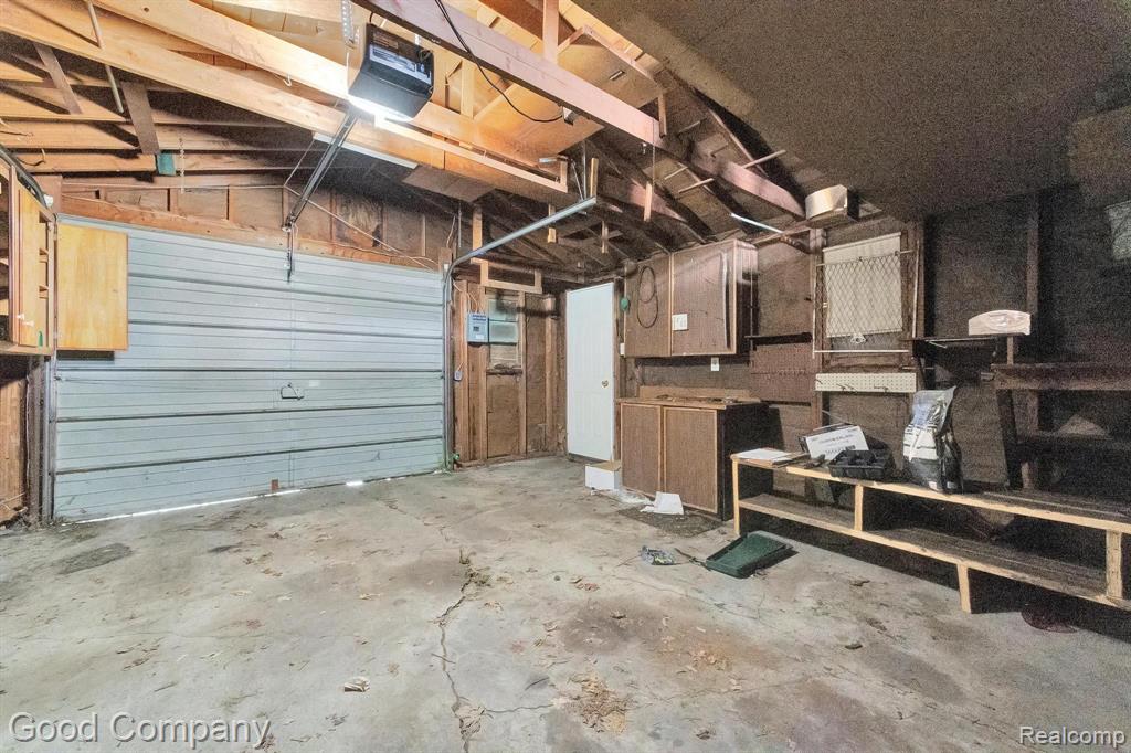46 W MAPLEDALE Avenue, Hazel Park, MI 48030 — Photo 20
