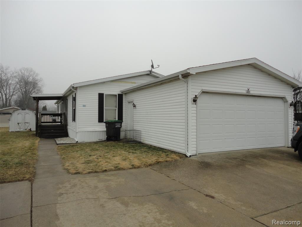 271 Bluestem Road, Erie, MI — Photo 19