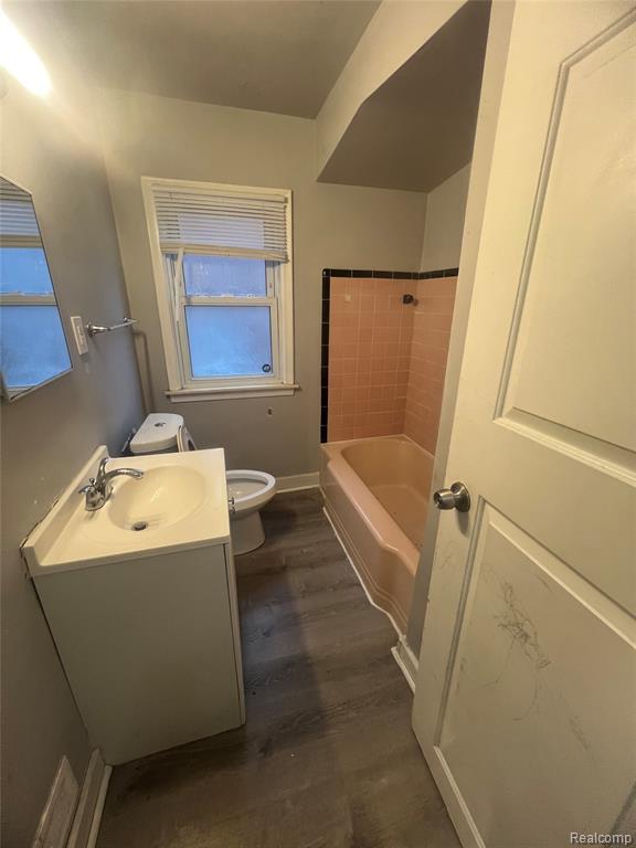 9599 WHITCOMB Street, Detroit, MI 48227 — Photo 17