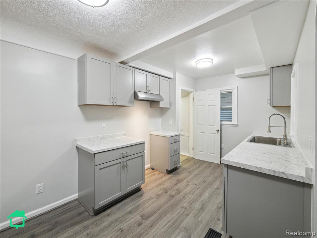 4493 17th Street, Wyandotte, MI 48192 — Photo 11