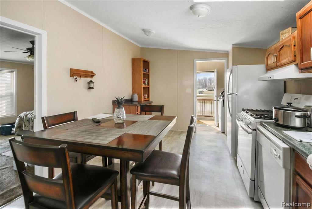 3539 Berry Drive, Carleton, MI 48117 — Photo 6