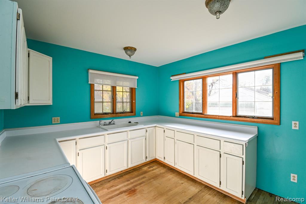 767 W DRAYTON Street, Ferndale, MI 48220 — Photo 13
