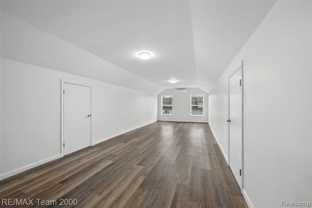 4253 Polk Street, Dearborn Heights, MI 48125 — Photo 26