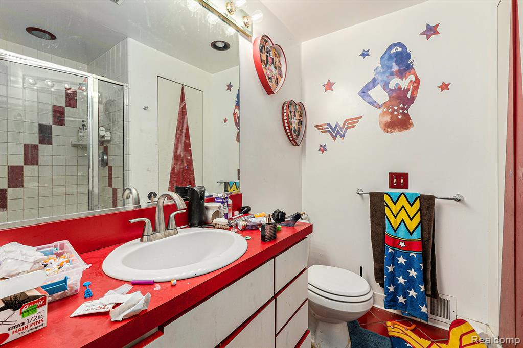 5217 Mart Court, Warren, MI 48091 — Photo 9