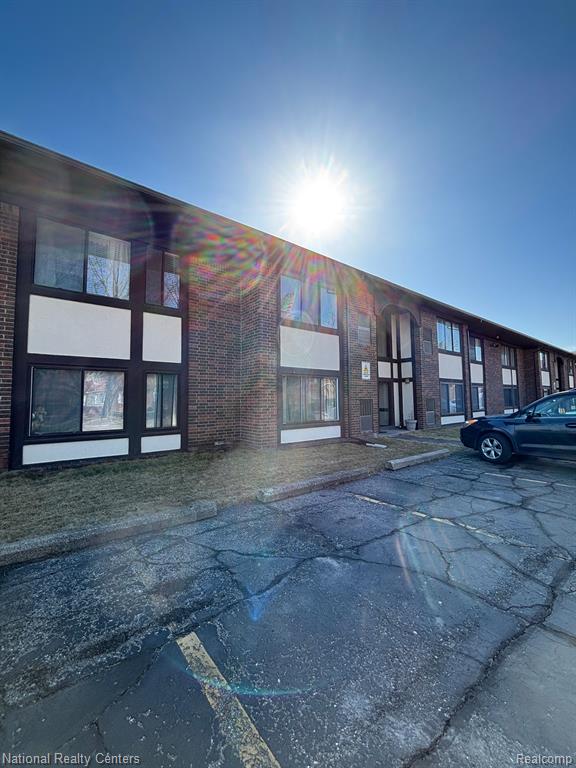 4961 E 10 MILE Road, 8, Warren, MI 48091 — Photo 3