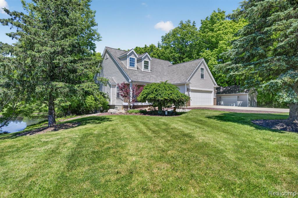 9055 Hegel Road, Goodrich Vlg, MI — Photo 3