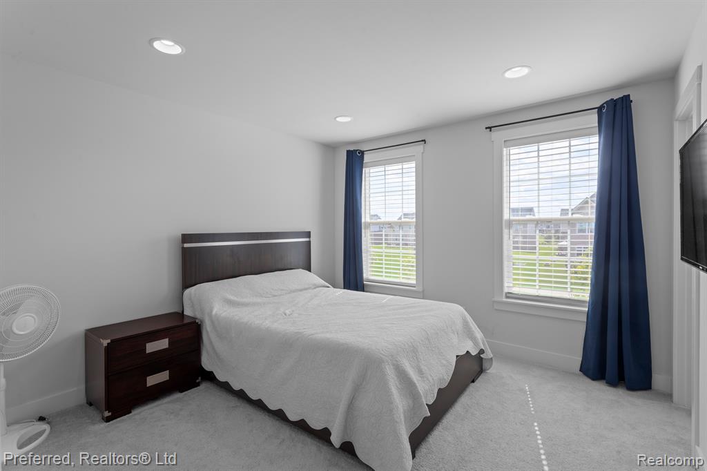 50800 MAYWOOD, Canton, MI 48188 — Photo 38