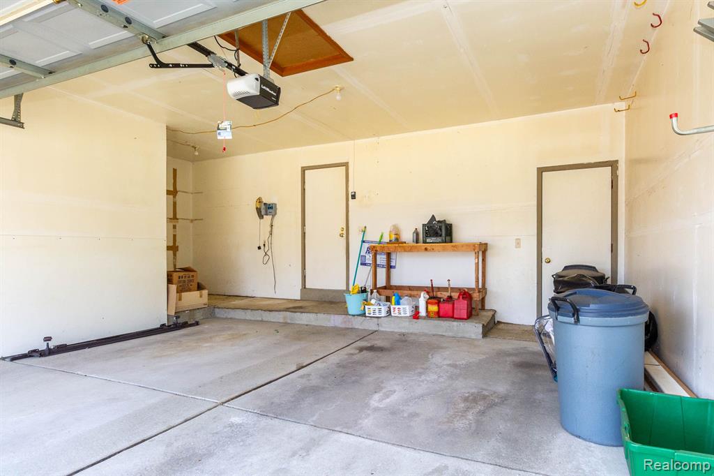 53071 SPRINGHILL MEADOWS Drive, Macomb, MI 48042 — Photo 45