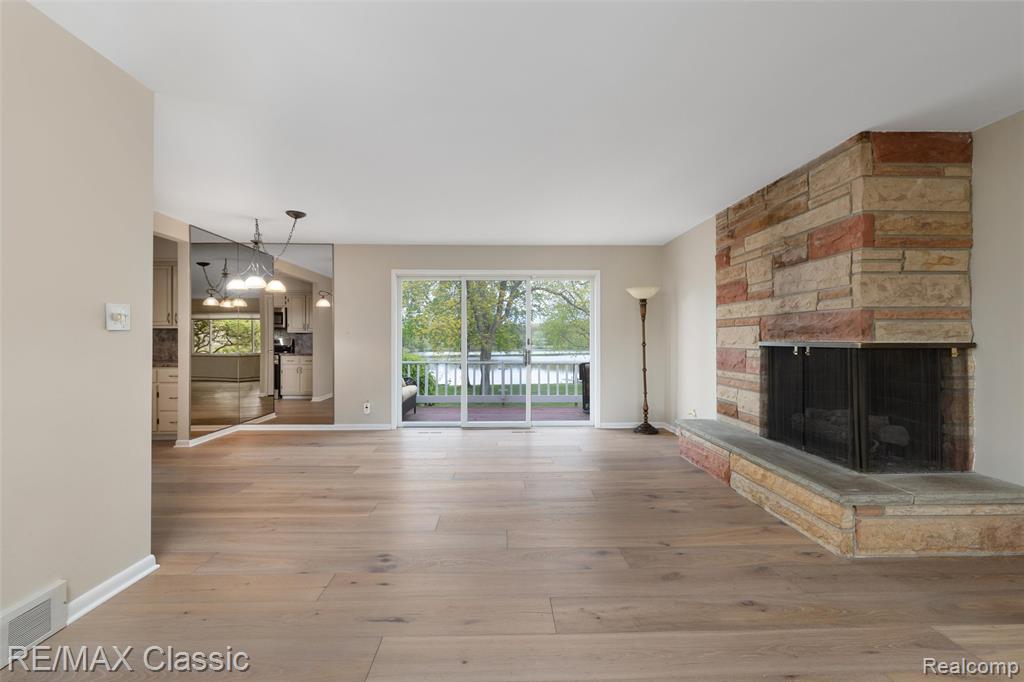 804 Bonita Drive, White Lake, MI 48383 — Photo 2